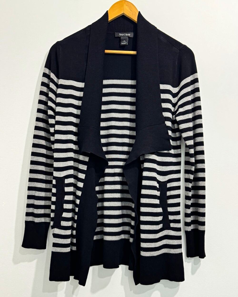 White House Black Market Women's Black/Gray Striped Shawl Cardigan L #1097